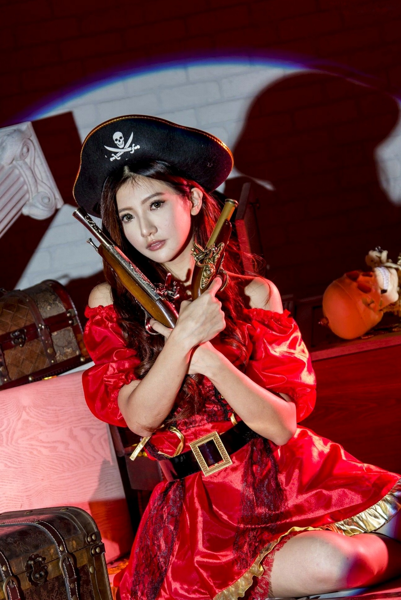 Gallery - 台湾正妹薇安Vivian硬核武装特工写真：飒爽制服棚拍，尽显酷飒冷艳作战风情台湾御女郎 - Royal Lady 制服冷艳角色扮演 薇安Vivian女神私房照_秀色女神 - image 25