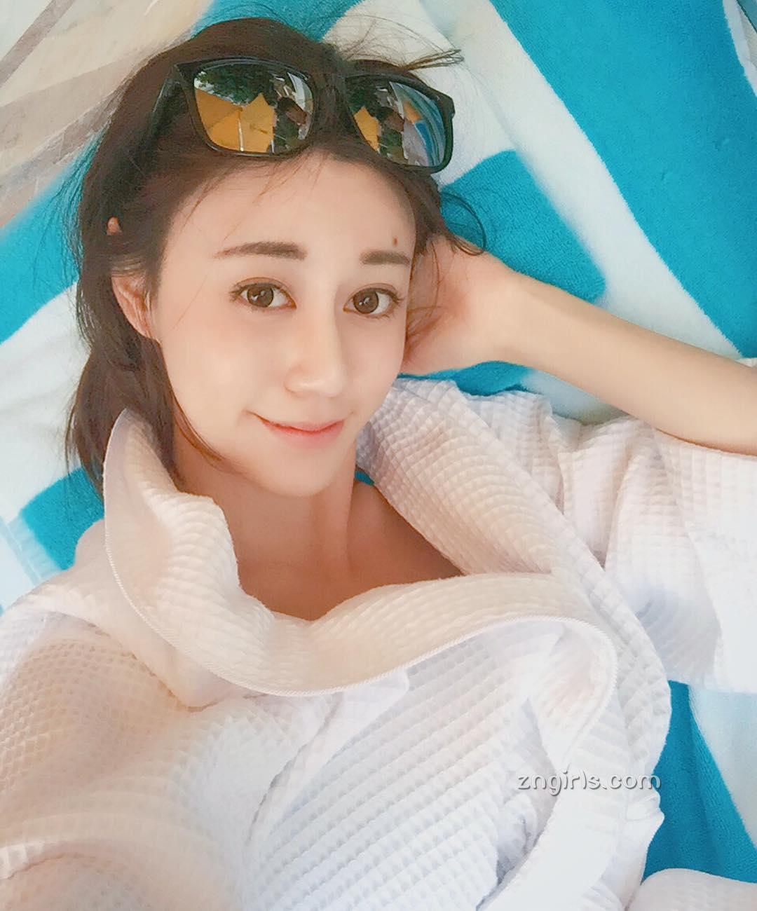 Isa Wang笑容甜美动人 爆好身材让人蠢蠢欲动