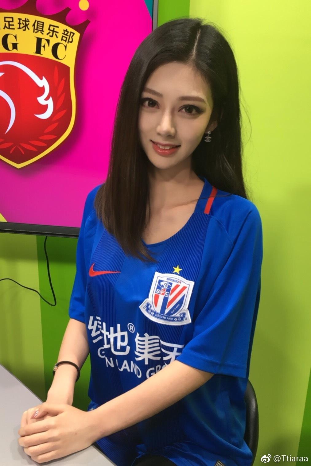 Ttiaraa- 2017ChinaJoy熊猫展台showgirl