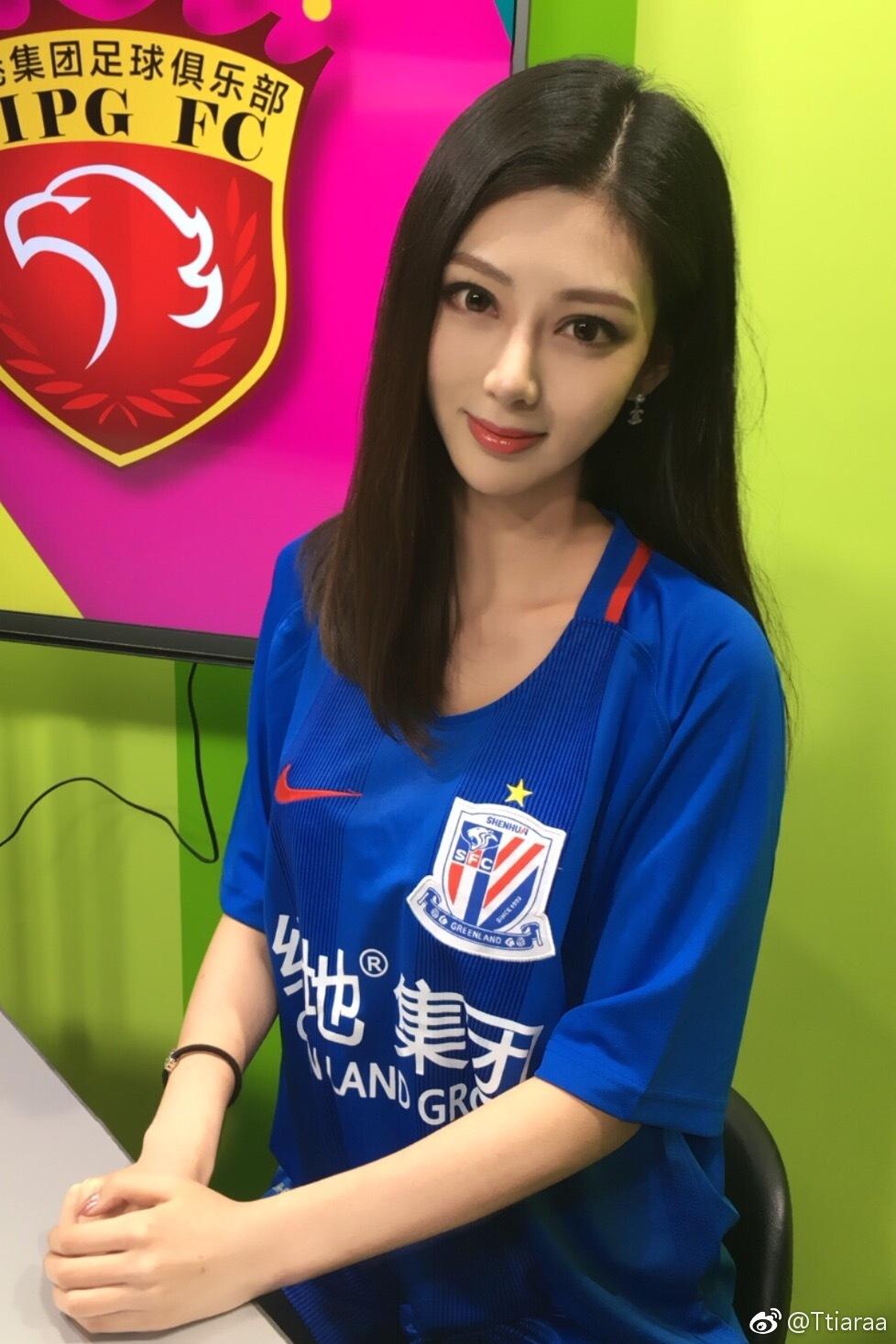 Ttiaraa- 2017ChinaJoy熊猫展台showgirl