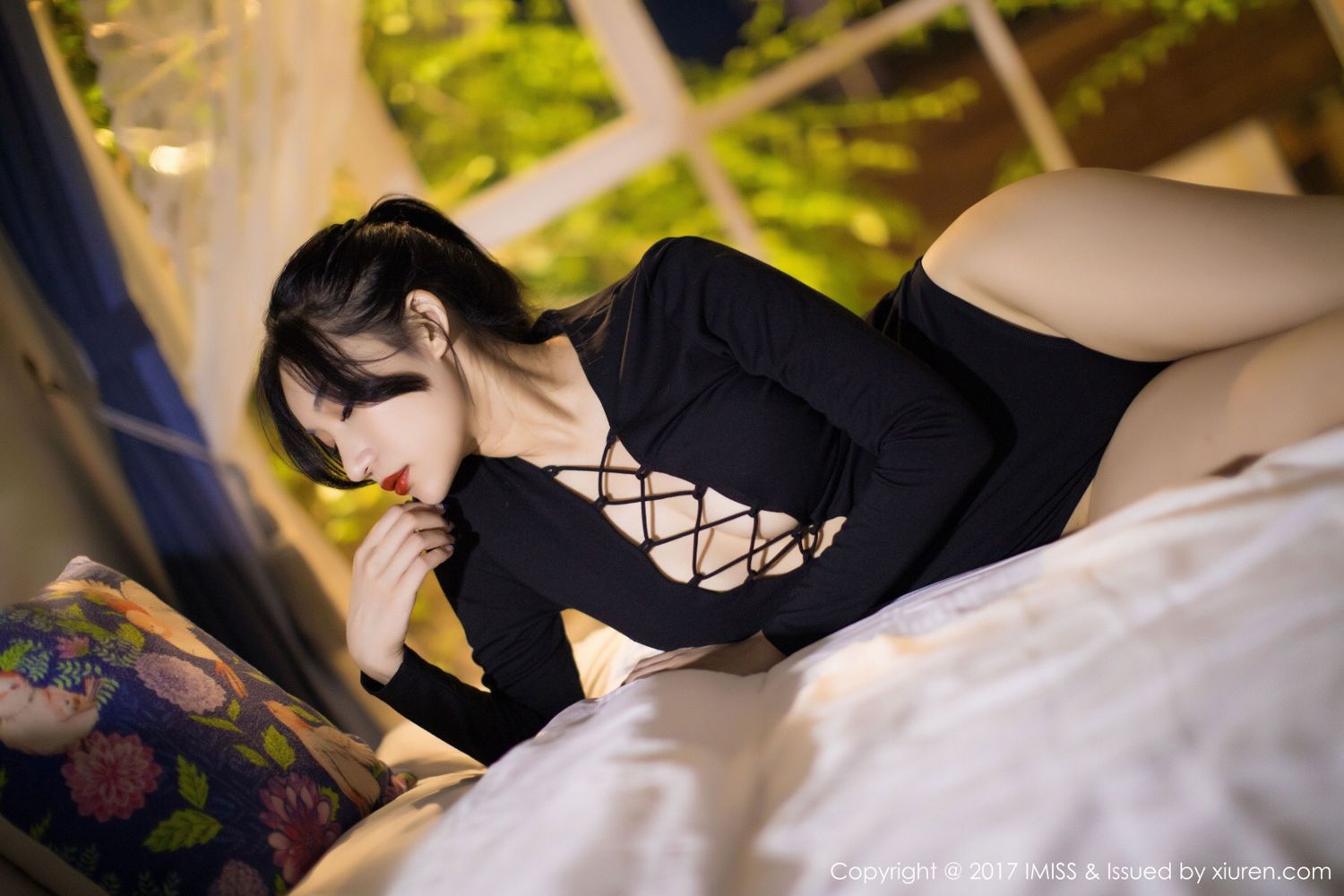 模特小狐狸Sica 黑色内衣妖娆曲线