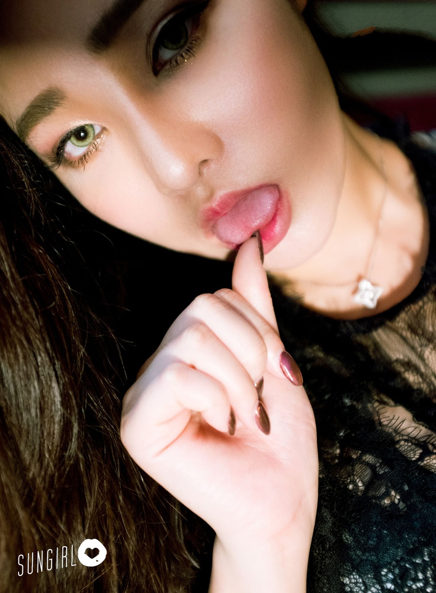 [SUNGIRL阳光宝贝]高清写真图 No.042 性感使坏！坏坏惹人爱 梓薰
