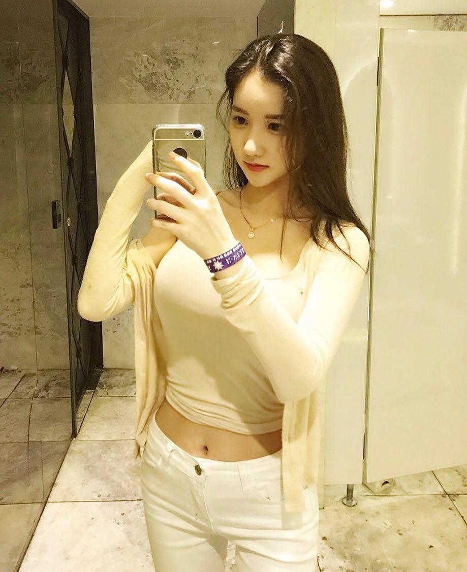 韩国超正妹미령원 完美曲线征服网友