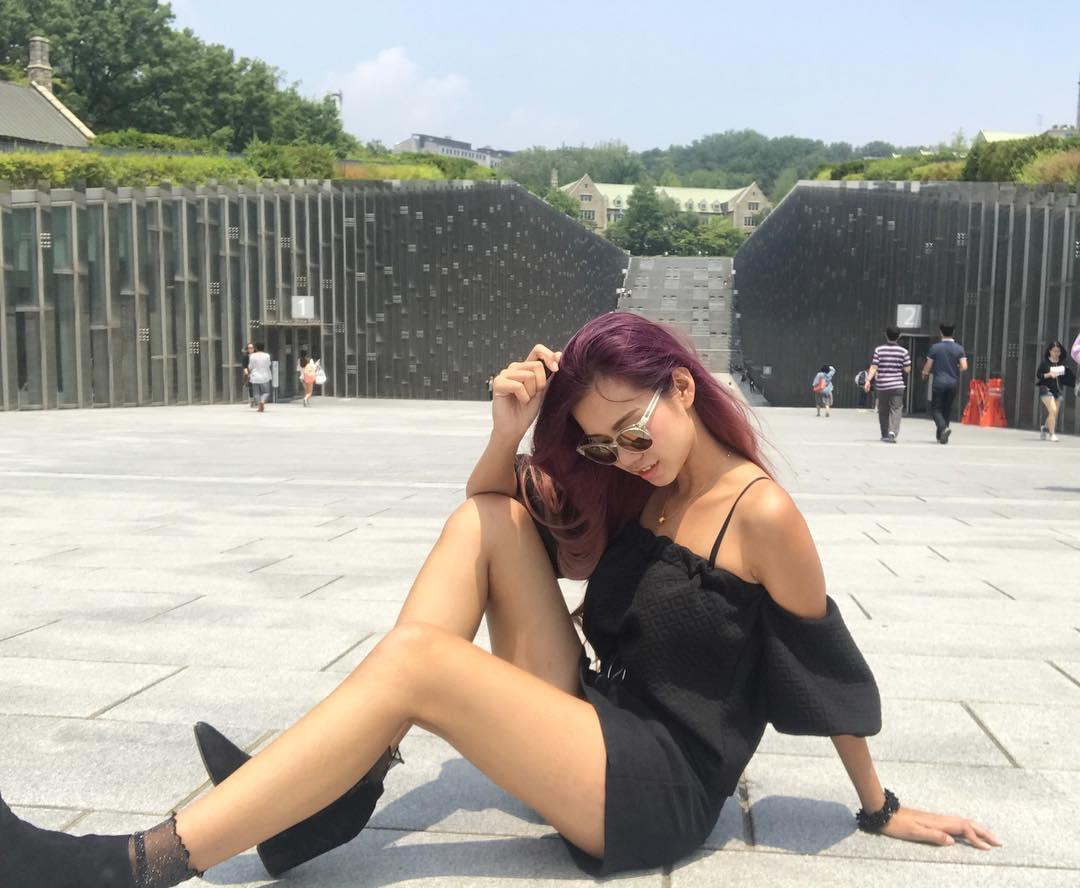 大马女模Qi Qi Lee 惊人上围性感迷人
