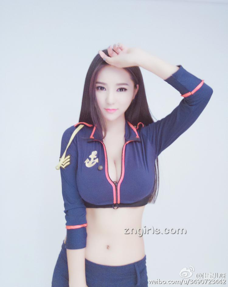 超正直播妹佳宝儿 气质外形无可挑剔