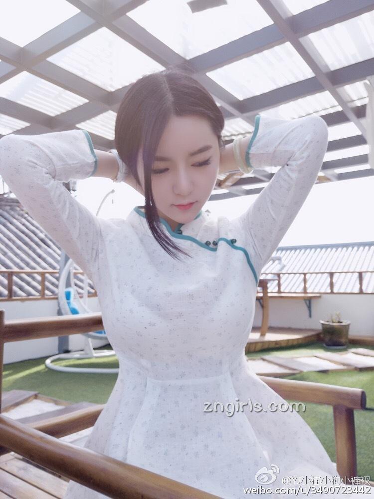 超正直播妹佳宝儿 气质外形无可挑剔