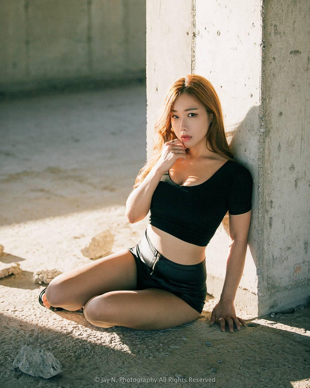 韩国正妹Jin Jin 紧身运动服性感火爆