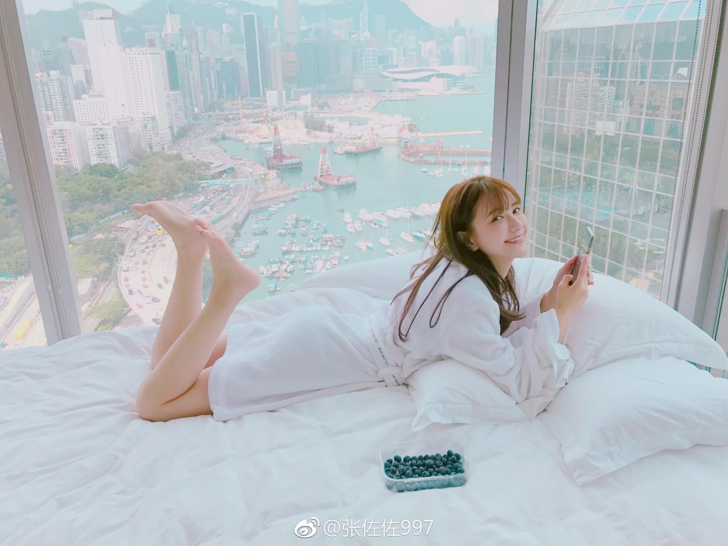 梦幻正妹张佐佐 微博美妆私房照