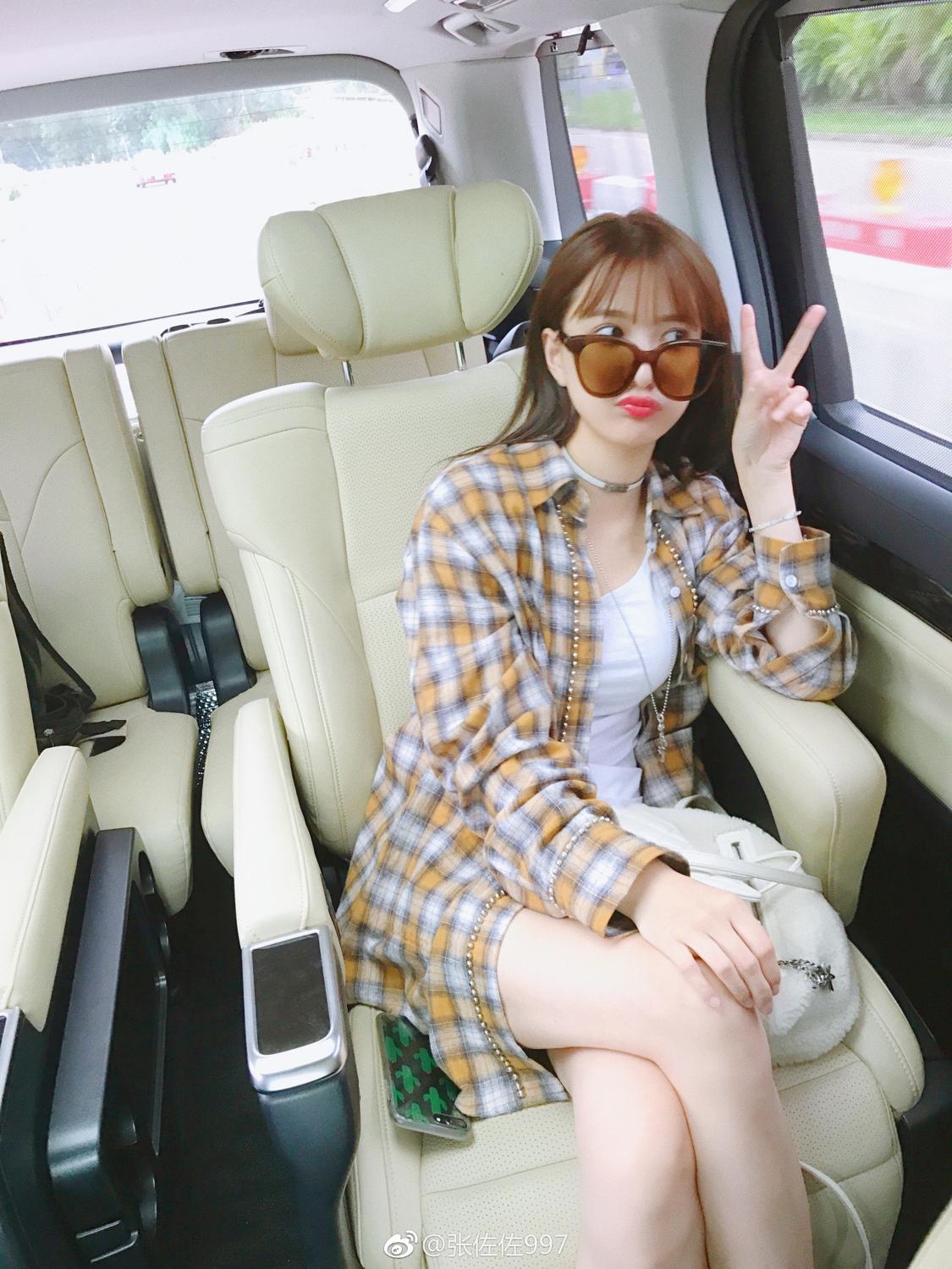 梦幻正妹张佐佐 微博美妆私房照