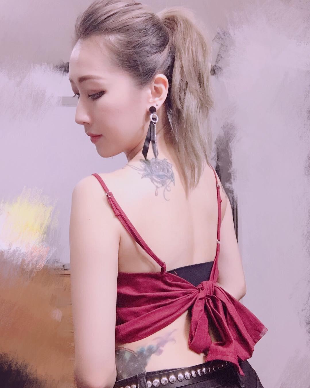 性感DJ拾壹给你最强的音乐与视觉双重享受！