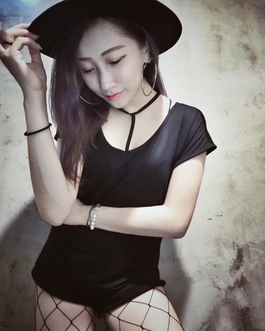 性感DJ拾壹给你最强的音乐与视觉双重享受！