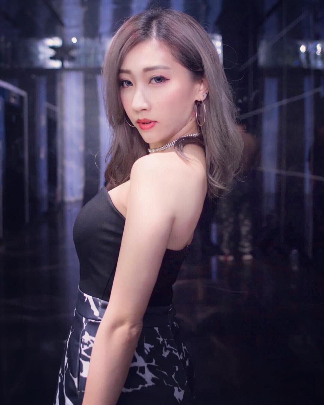 性感DJ拾壹给你最强的音乐与视觉双重享受！