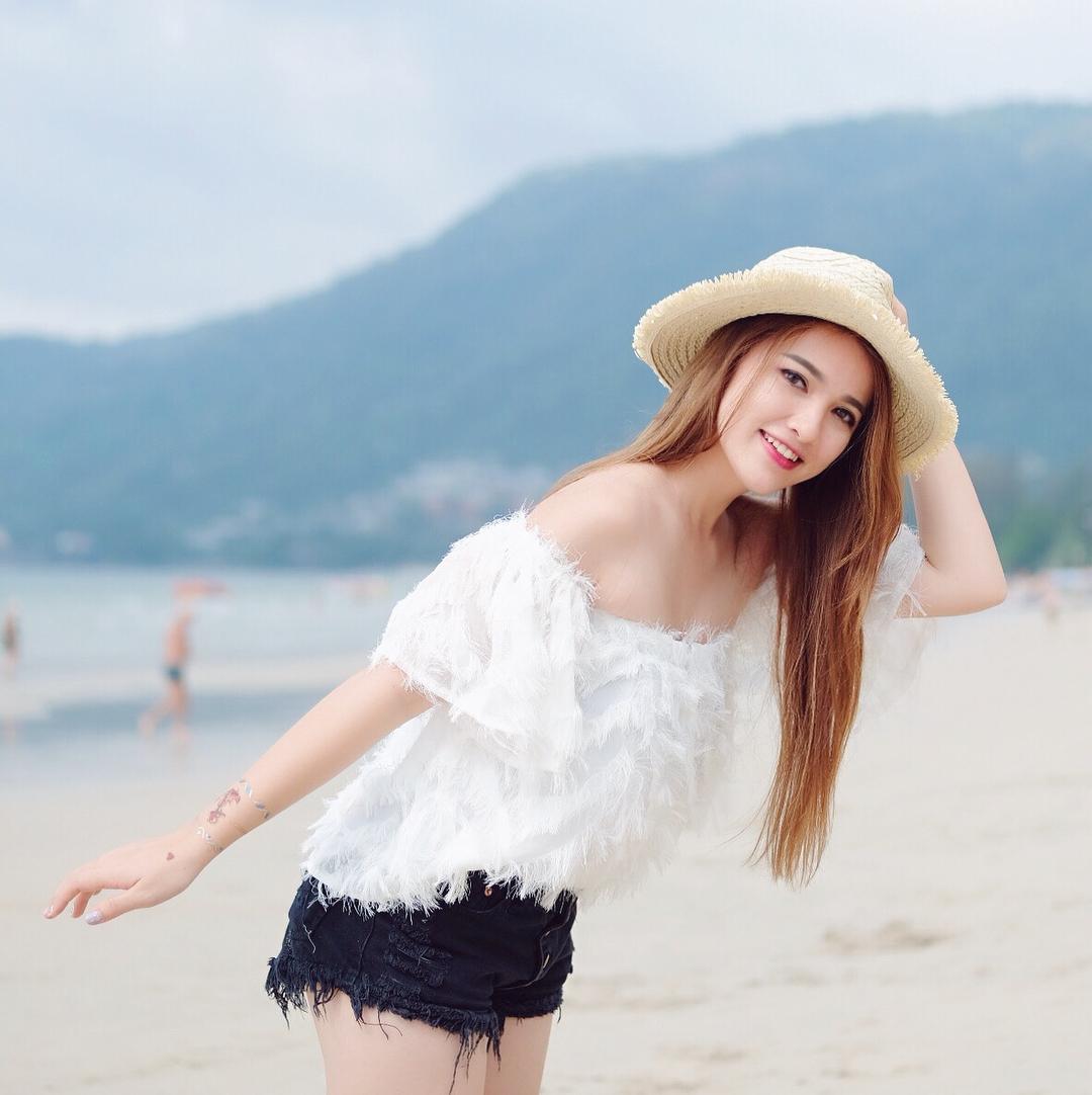 大马顶级正妹Lena Mia，热爱旅游，热爱生活