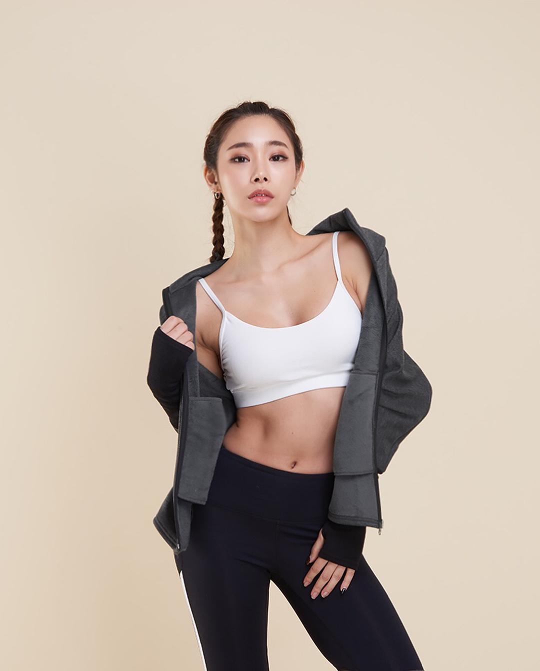 南韩健身模特朴书妍 Ig私房图秀好身材
