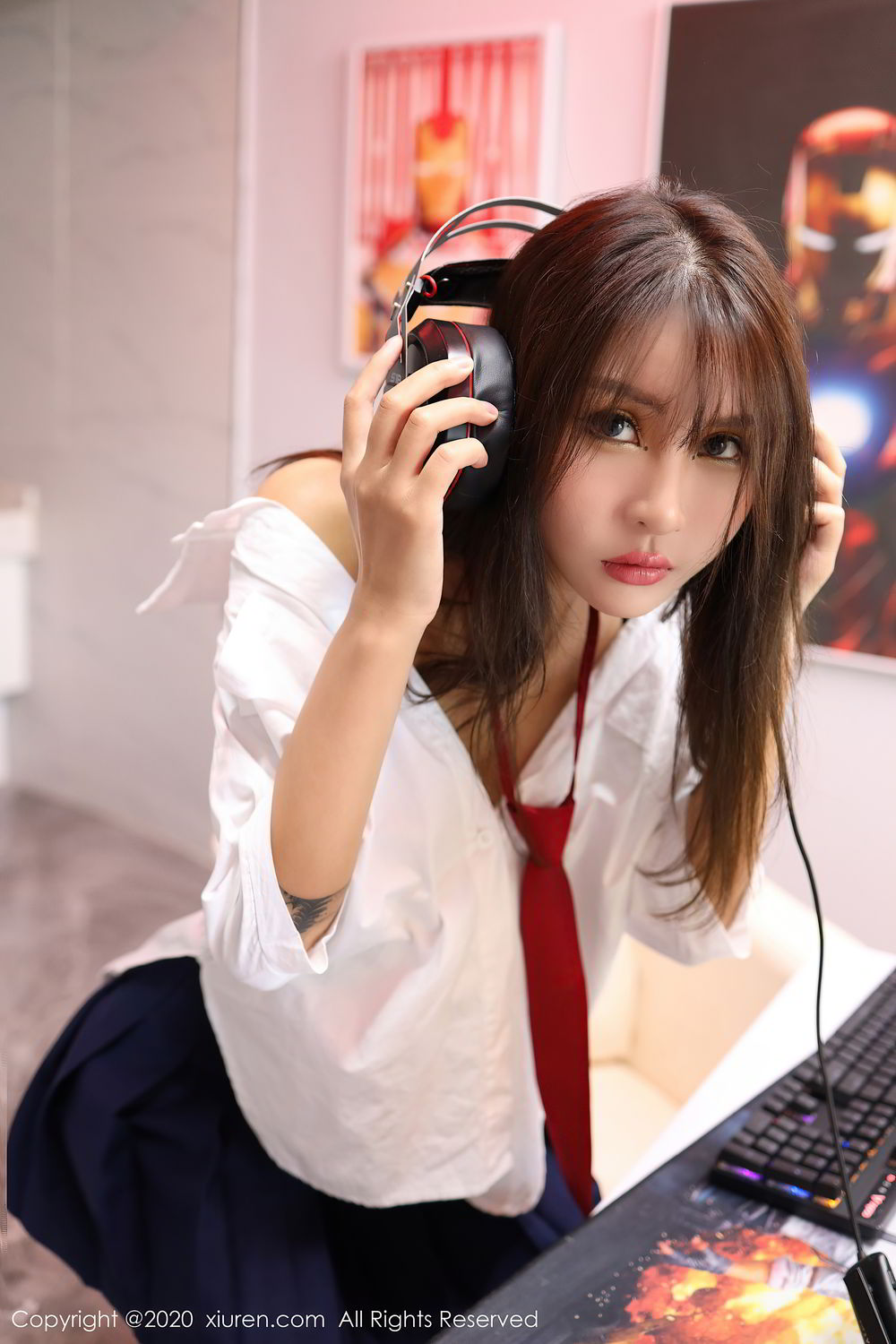 [XiuRen]高清写真图 2020.08.19 No.2461 Emily顾奈奈