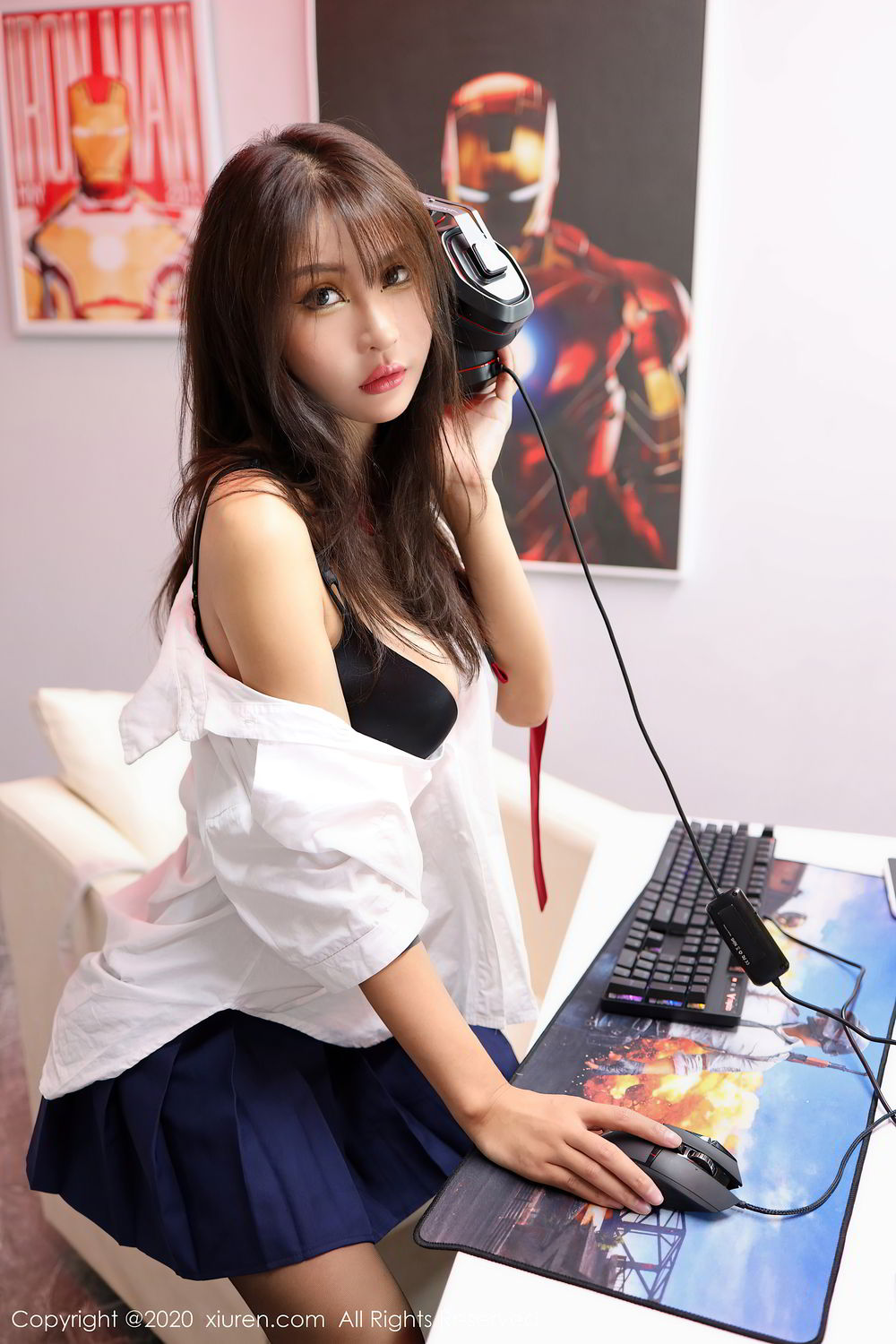 [XiuRen]高清写真图 2020.08.19 No.2461 Emily顾奈奈