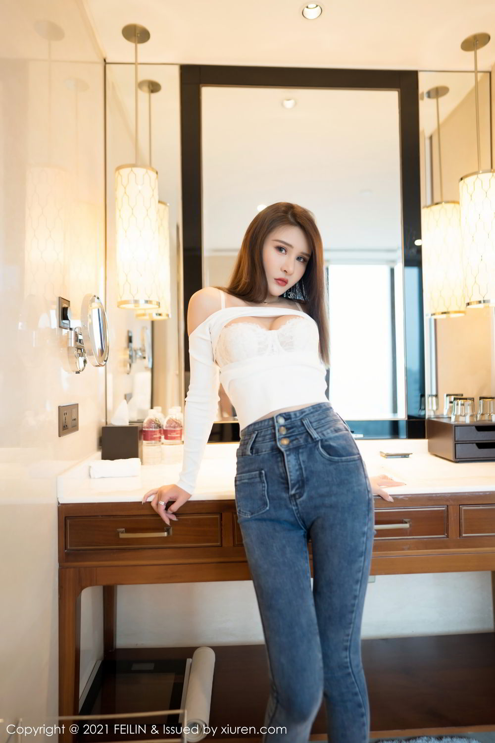 [FEILIN]高清写真图 2021.05.13 VOL.389 Emily顾奈奈