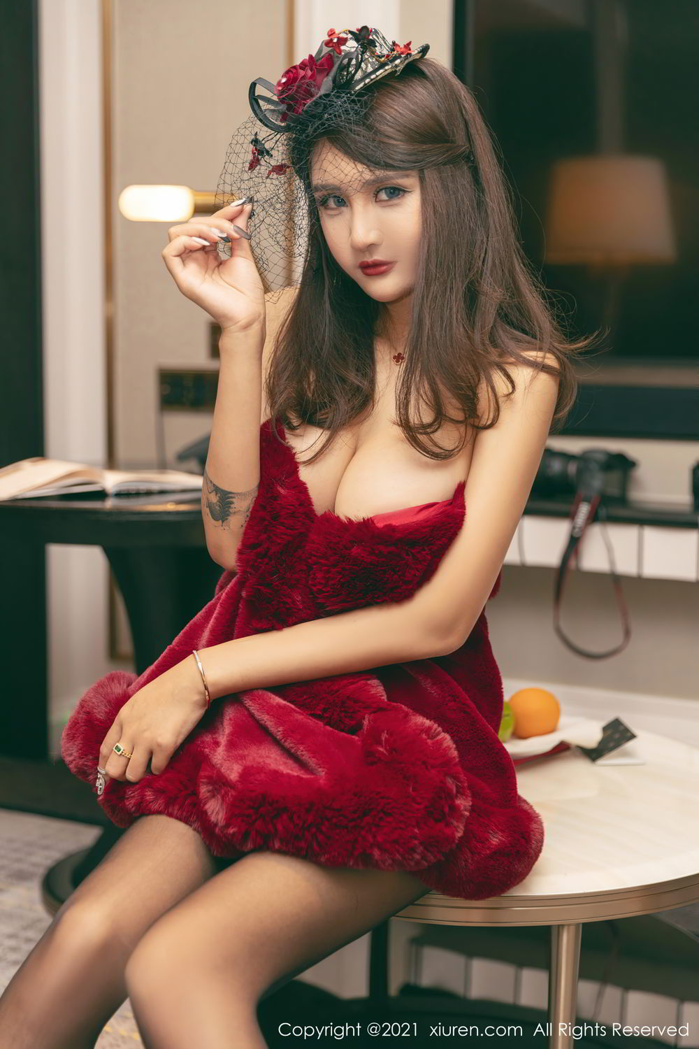 [XiuRen]高清写真图 2021.06.16 VOL.3548 Emily尹菲