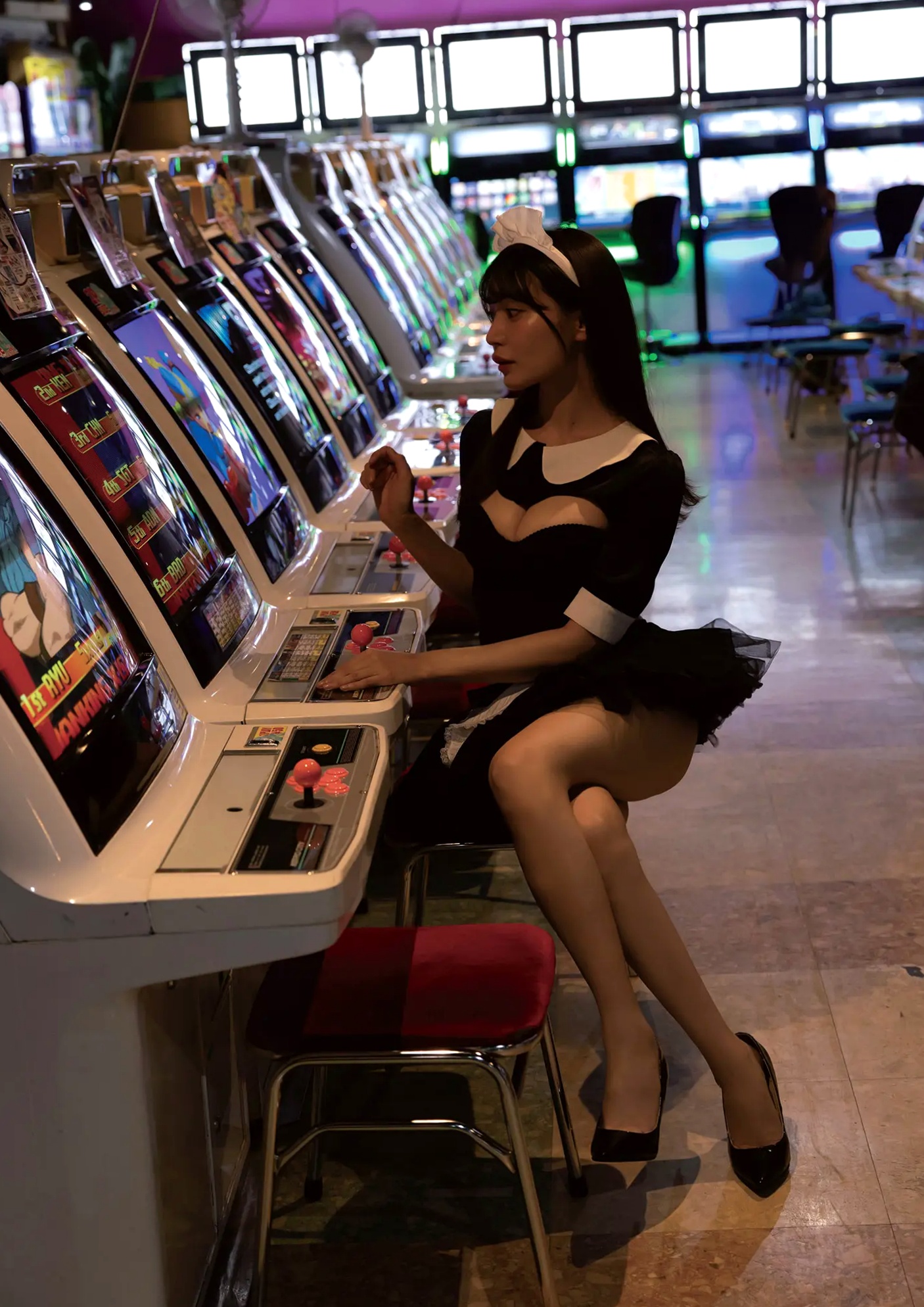 似鳥沙也加 - Ten. [110P] 性感女仆装与魅惑私房写真