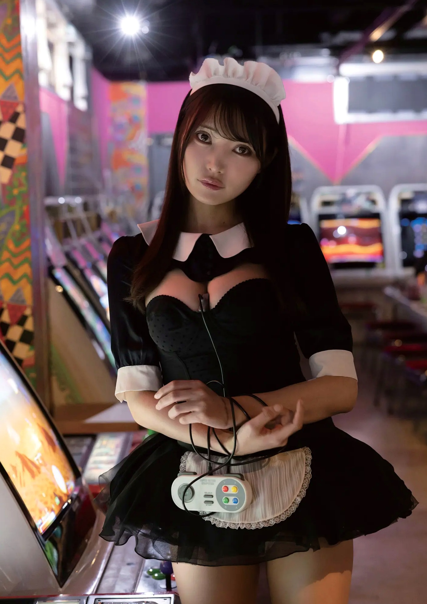 似鳥沙也加 - Ten. [110P] 性感女仆装与魅惑私房写真