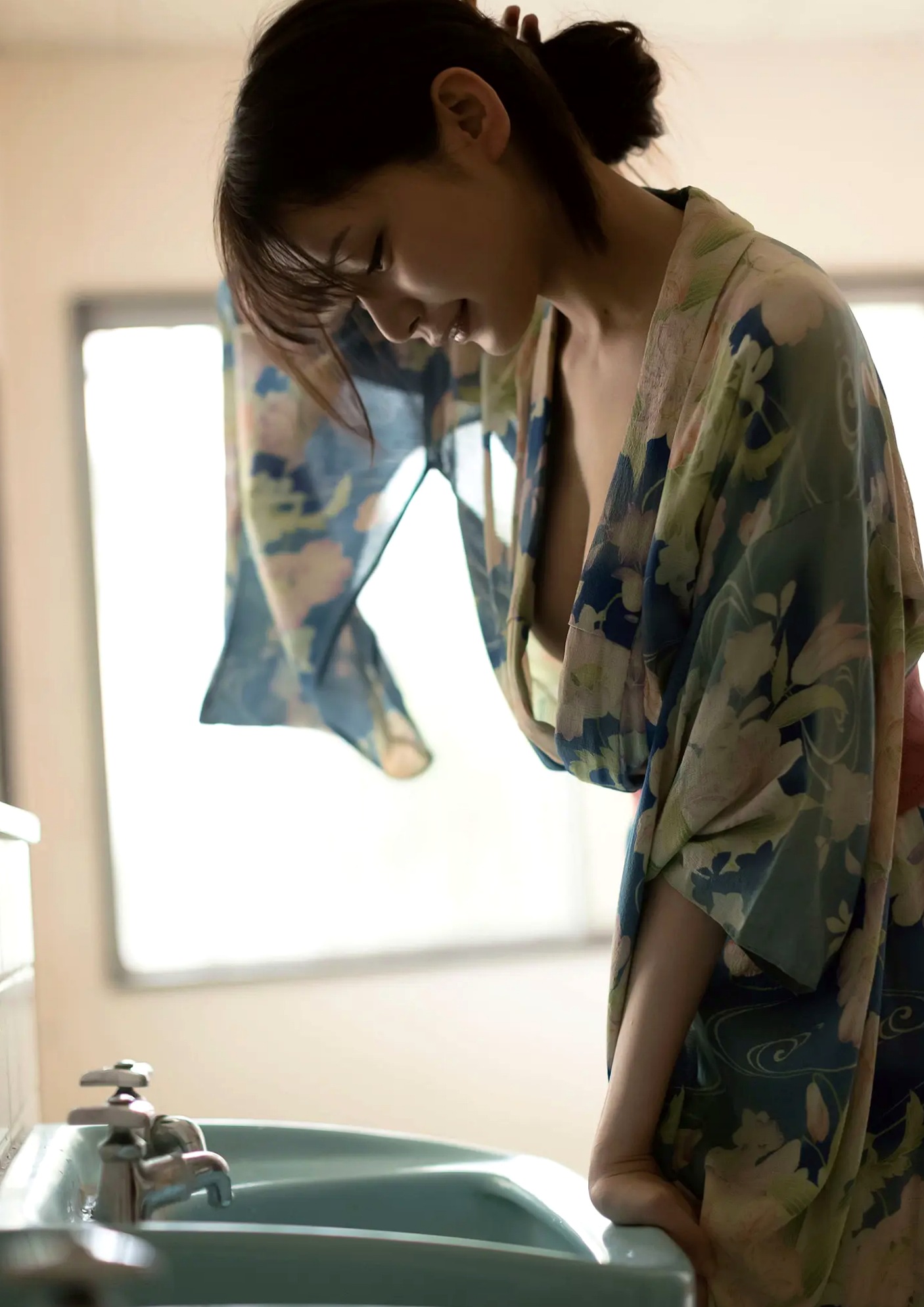 似鳥沙也加 - Ten. [110P] 性感女仆装与魅惑私房写真