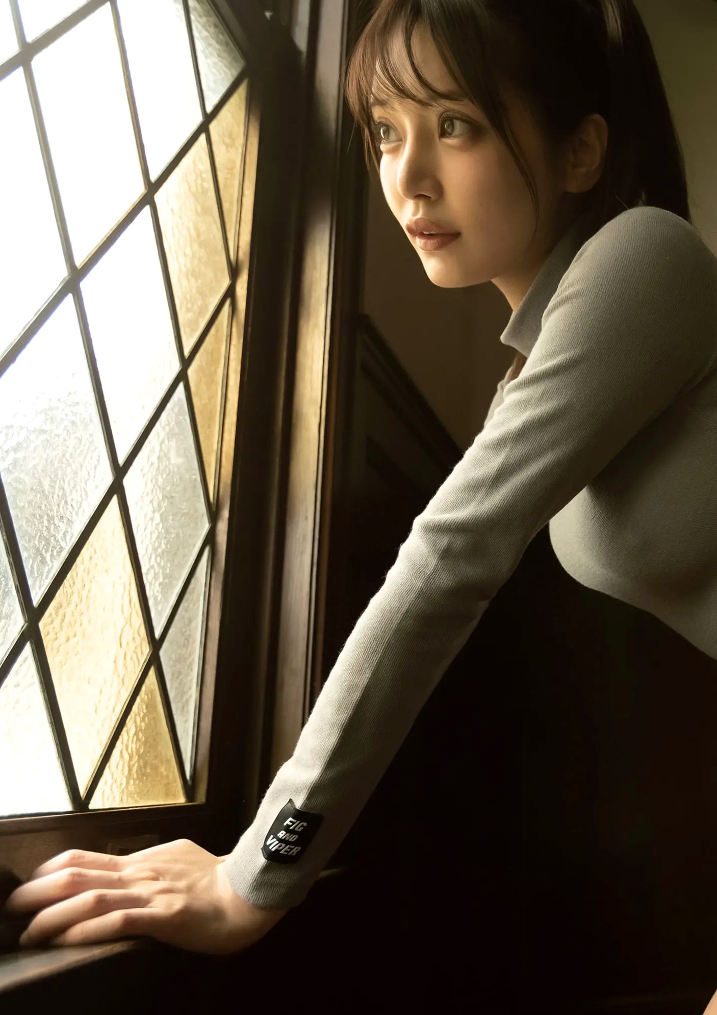 似鳥沙也加 - Ten. [110P] 性感女仆装与魅惑私房写真