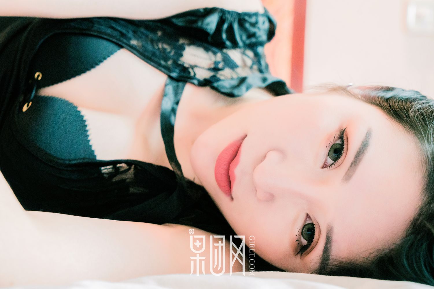 萌眼女神panda果团首秀，期待关注！