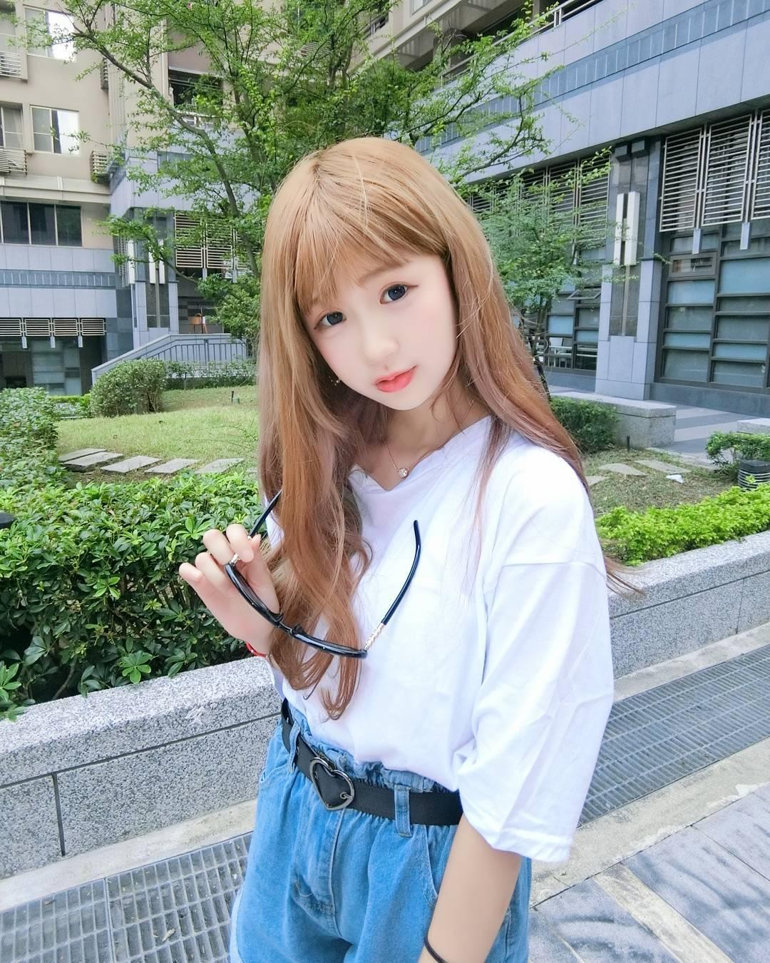 超甜美萌妹周奕瑜 深藏不露的好身材