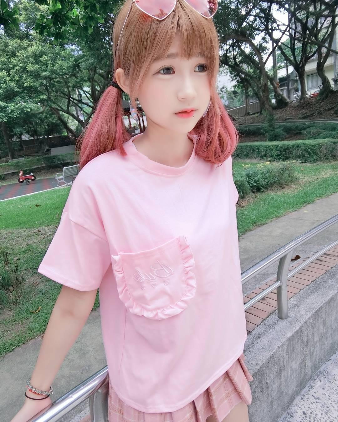 超甜美萌妹周奕瑜 深藏不露的好身材