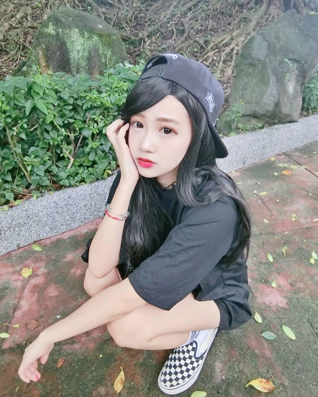 超甜美萌妹周奕瑜 深藏不露的好身材