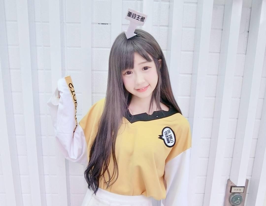 超甜美萌妹周奕瑜 深藏不露的好身材