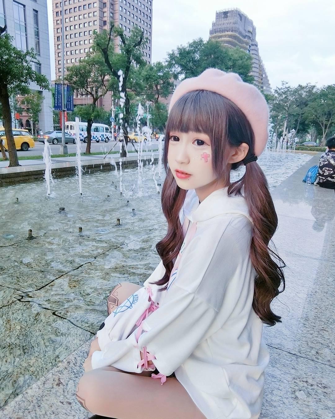 超甜美萌妹周奕瑜 深藏不露的好身材
