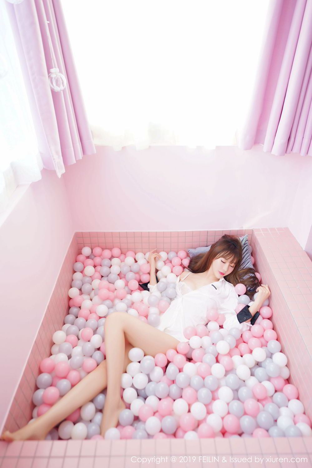 [FEILIN]高清写真图 2019.11.11 VOL.214 程梓