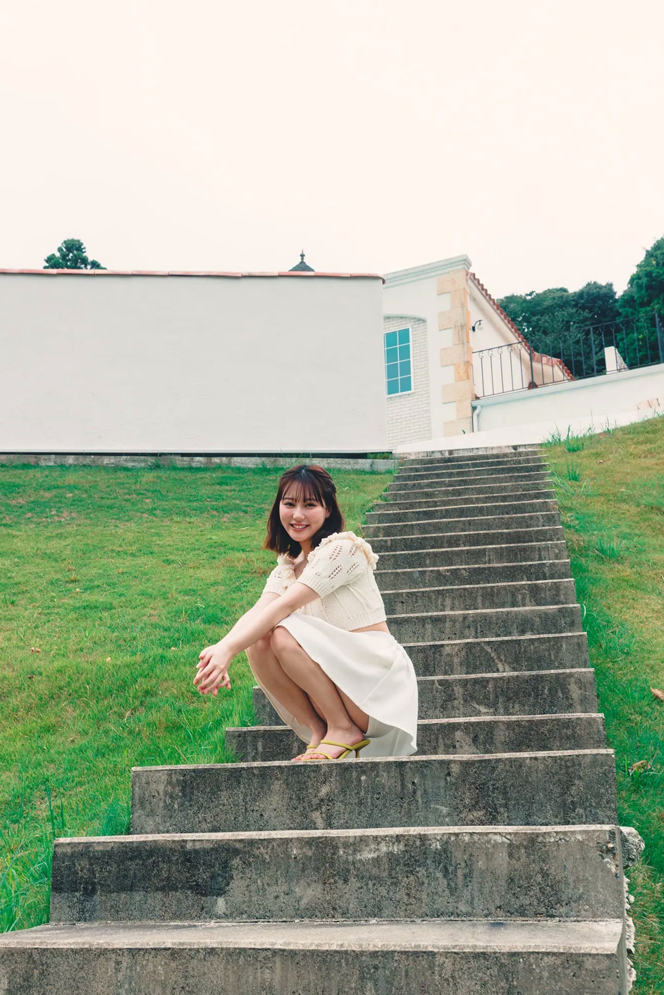 田中美久 - Endless Shine ―終わらない輝き― 浴室泳池比基尼与粉纱清纯性感写真