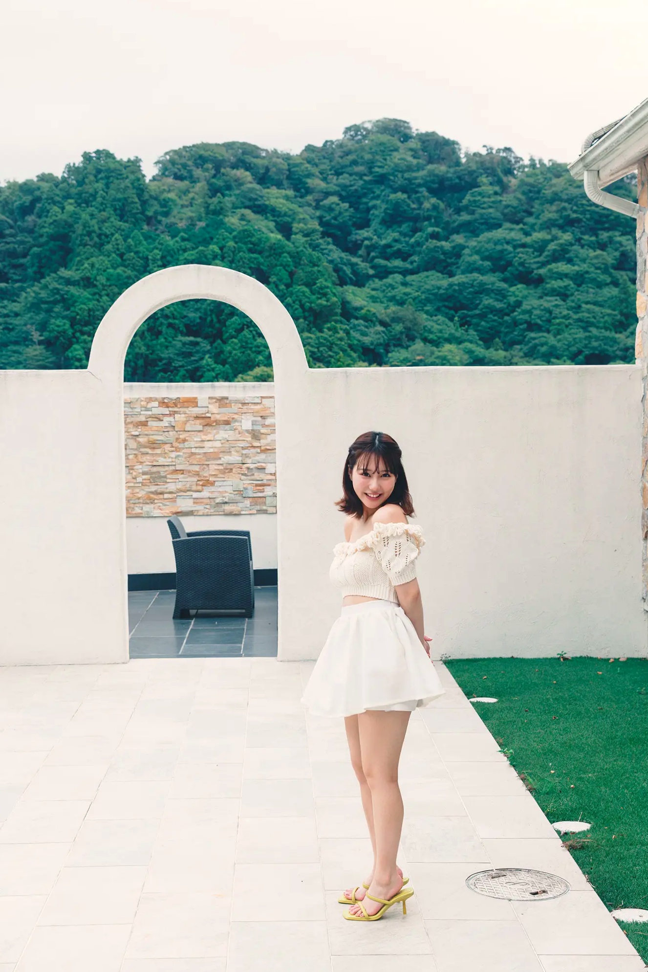 田中美久 - Endless Shine ―終わらない輝き― 浴室泳池比基尼与粉纱清纯性感写真