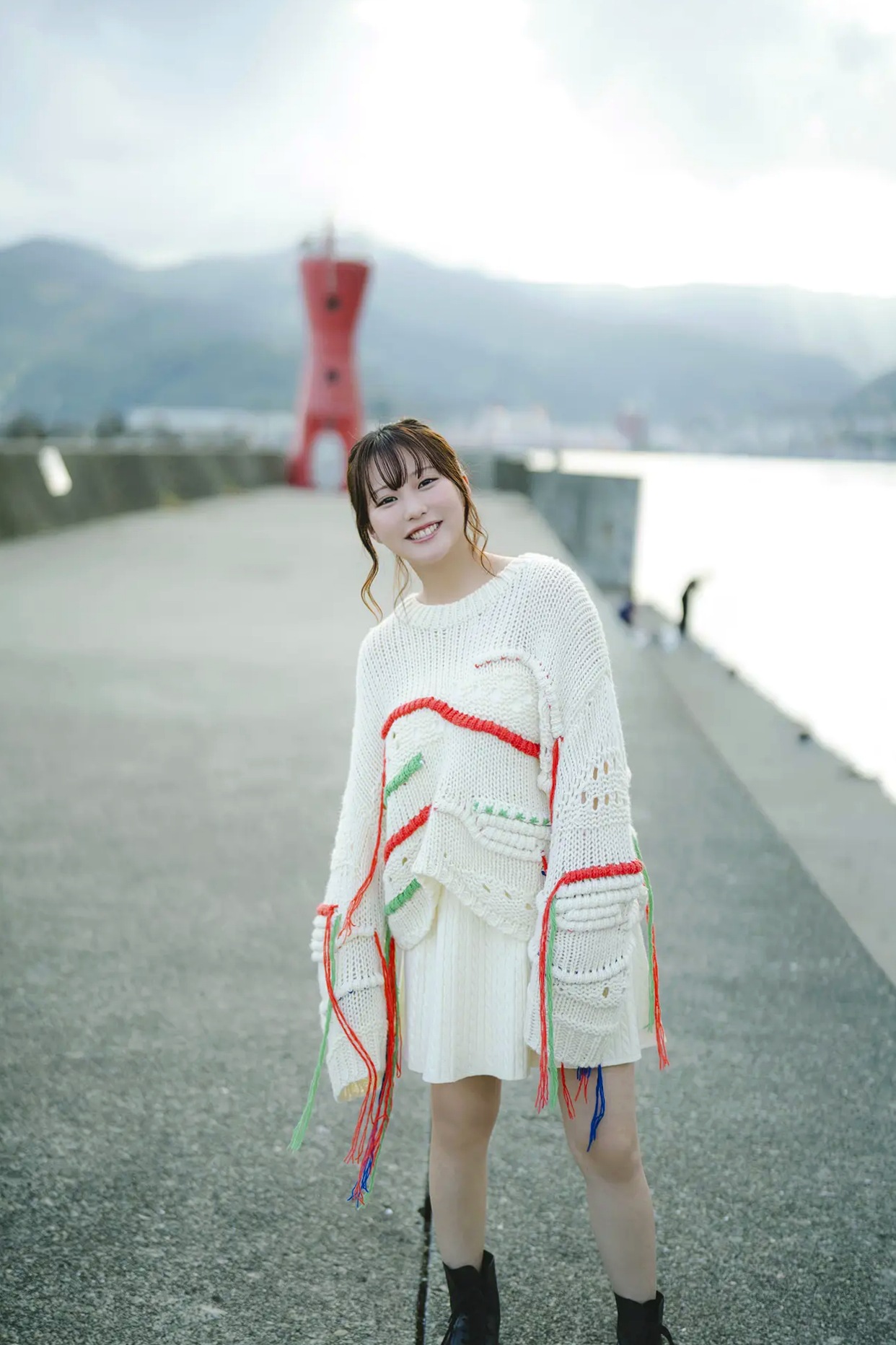 田中美久《ひとりじめ》写真集：清纯童颜与性感比基尼的纯欲魅惑