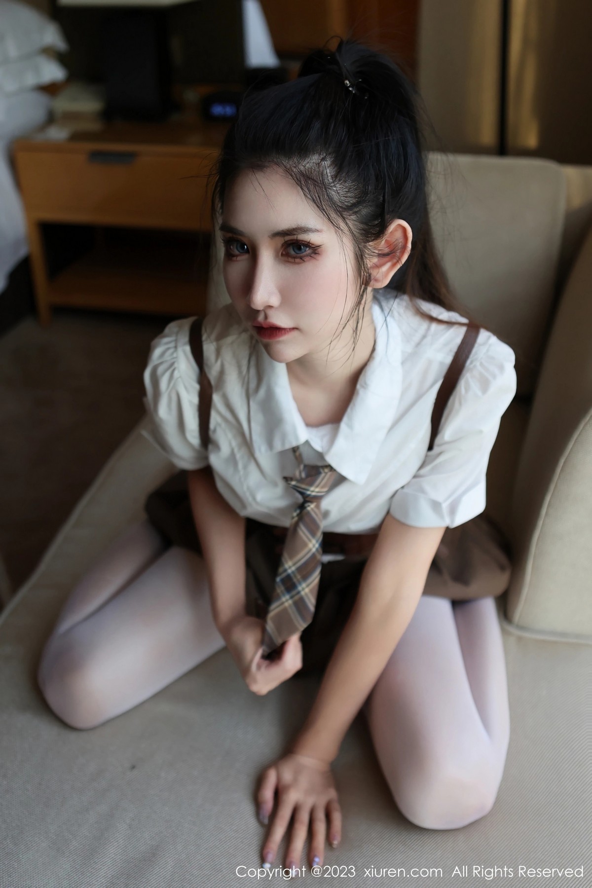 [XiuRen]高清写真图 2023.03.27 No.6478 依娜Yina 丝袜美腿