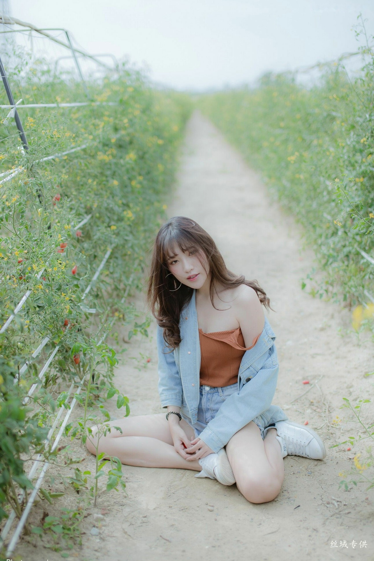 Gallery - 台湾正妹比比儿《小清新外拍》户外街拍写真集，展现邻家女孩纯美气质与动人魅力台湾清新户外街拍治愈系 比比儿女神私房照_秀色女神 - image 7