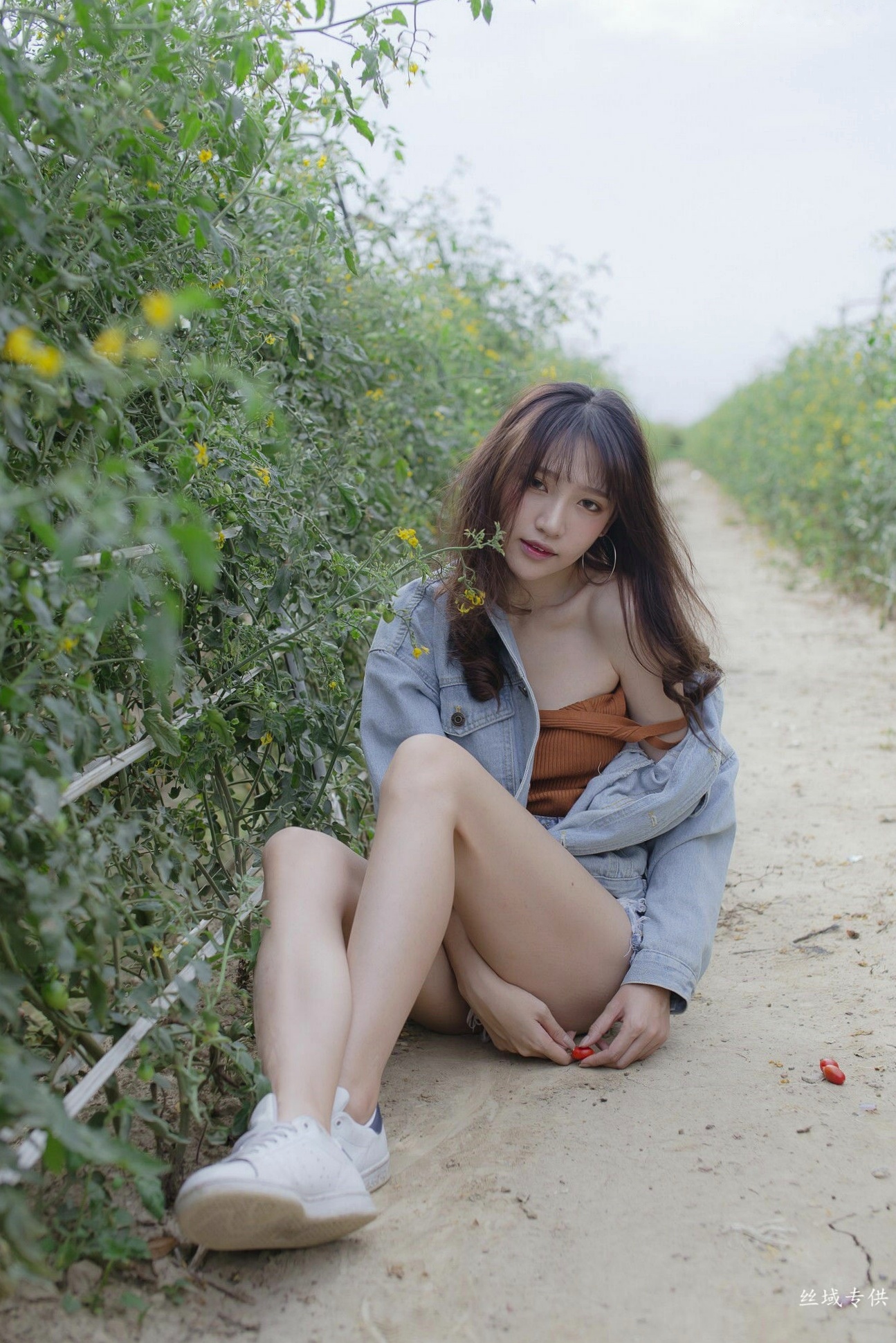 Gallery - 台湾正妹比比儿《小清新外拍》户外街拍写真集，展现邻家女孩纯美气质与动人魅力台湾清新户外街拍治愈系 比比儿女神私房照_秀色女神 - image 26