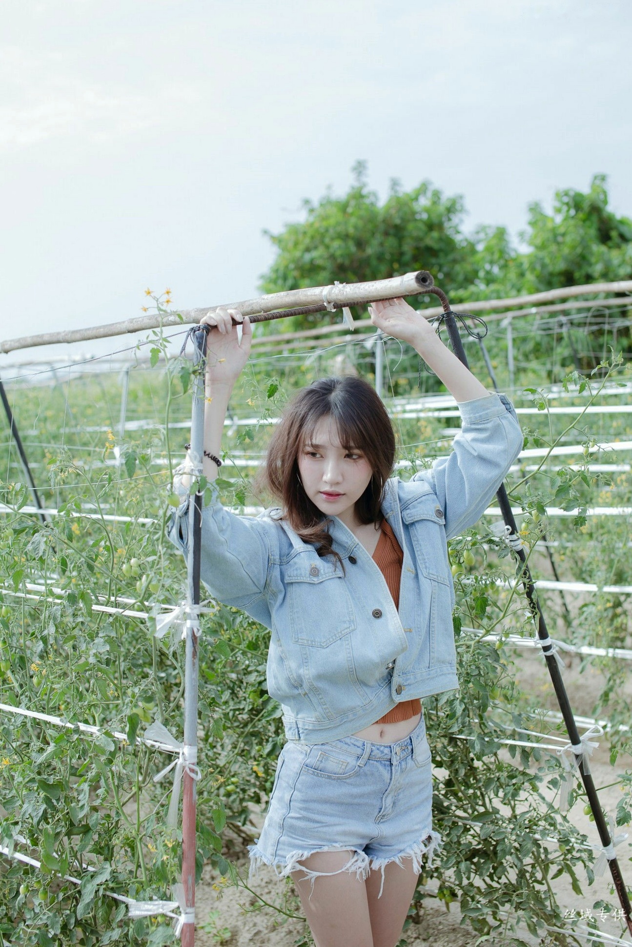 Gallery - 台湾正妹比比儿《小清新外拍》户外街拍写真集，展现邻家女孩纯美气质与动人魅力台湾清新户外街拍治愈系 比比儿女神私房照_秀色女神 - image 33