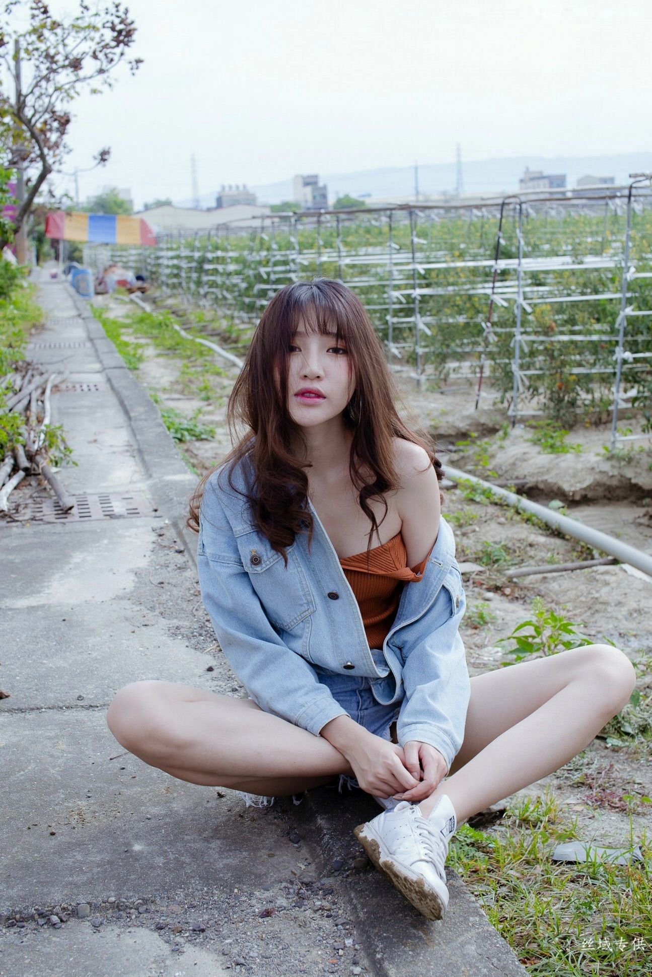 Gallery - 台湾正妹比比儿《小清新外拍》户外街拍写真集，展现邻家女孩纯美气质与动人魅力台湾清新户外街拍治愈系 比比儿女神私房照_秀色女神 - image 35