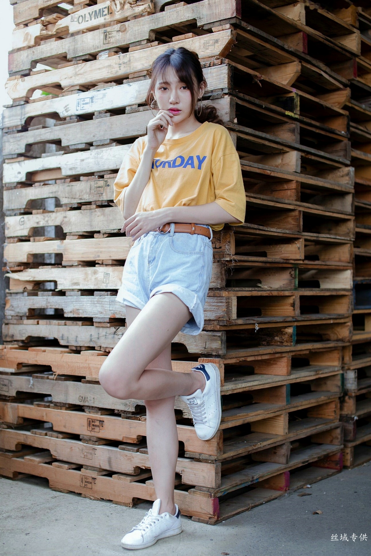 Gallery - 台湾正妹比比儿《小清新外拍》户外街拍写真集，展现邻家女孩纯美气质与动人魅力台湾清新户外街拍治愈系 比比儿女神私房照_秀色女神 - image 70