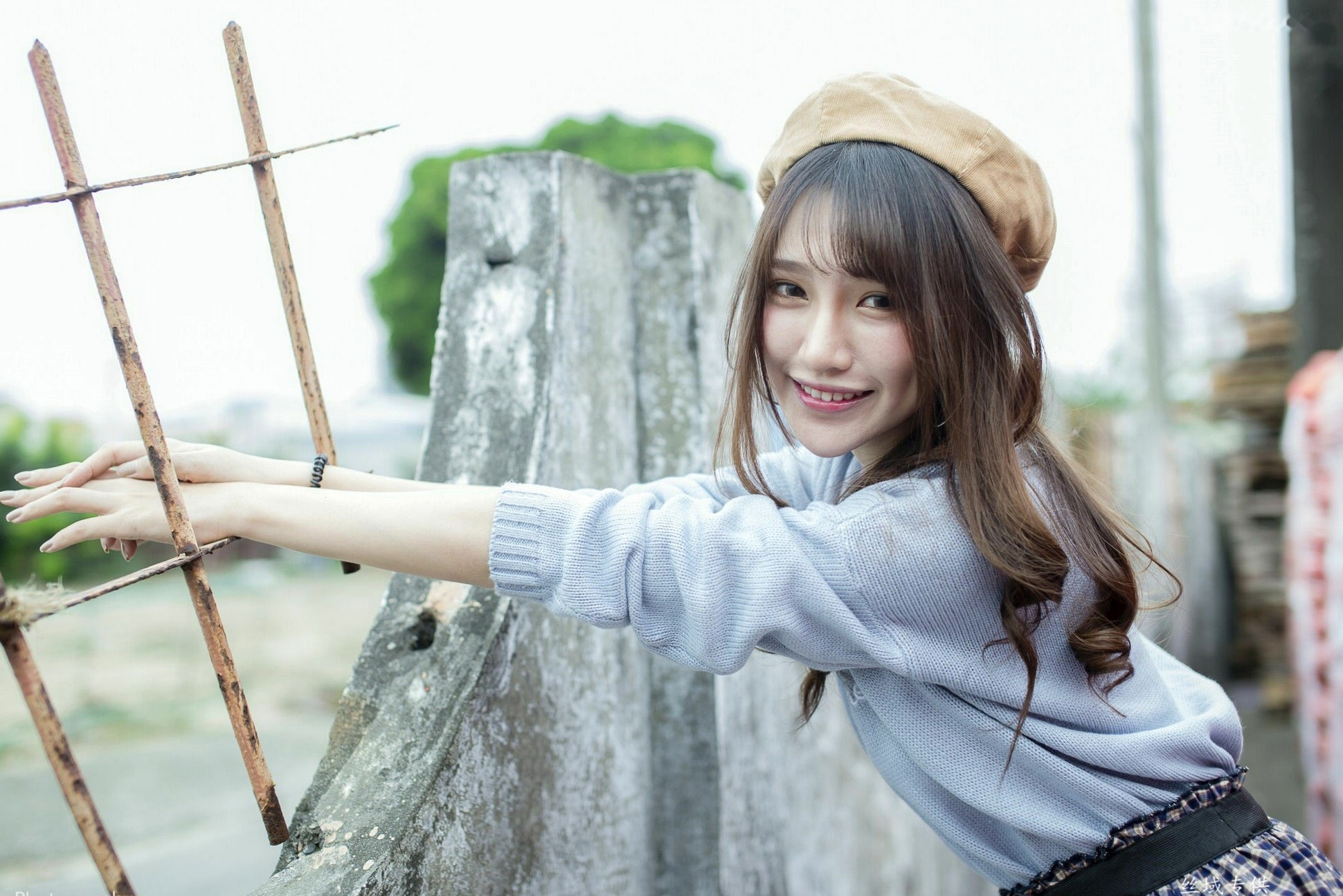 Gallery - 台湾正妹比比儿《小清新外拍》户外街拍写真集，展现邻家女孩纯美气质与动人魅力台湾清新户外街拍治愈系 比比儿女神私房照_秀色女神 - image 83