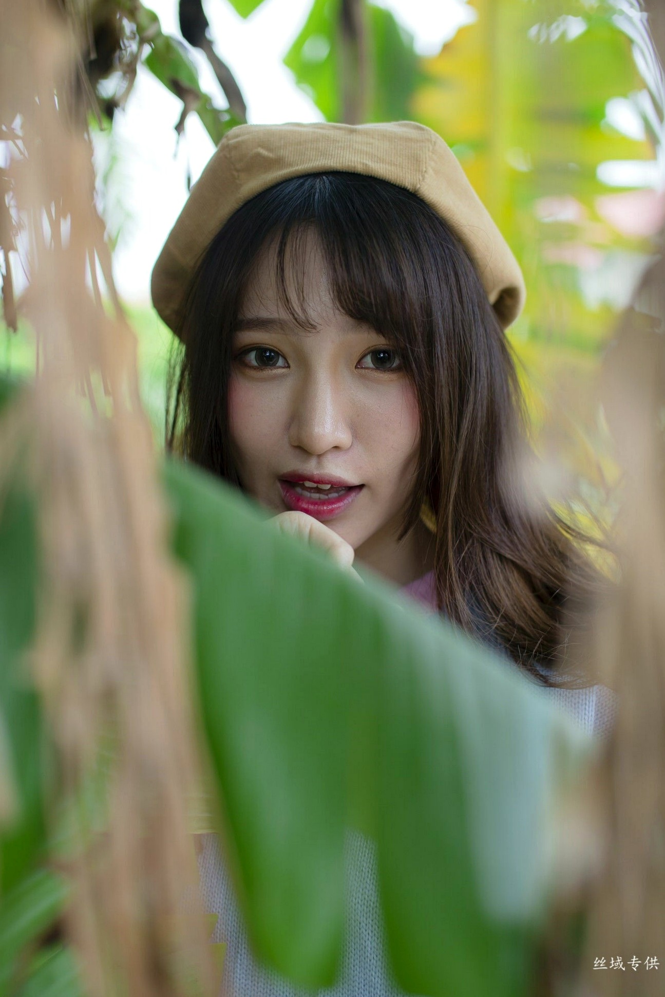 Gallery - 台湾正妹比比儿《小清新外拍》户外街拍写真集，展现邻家女孩纯美气质与动人魅力台湾清新户外街拍治愈系 比比儿女神私房照_秀色女神 - image 97