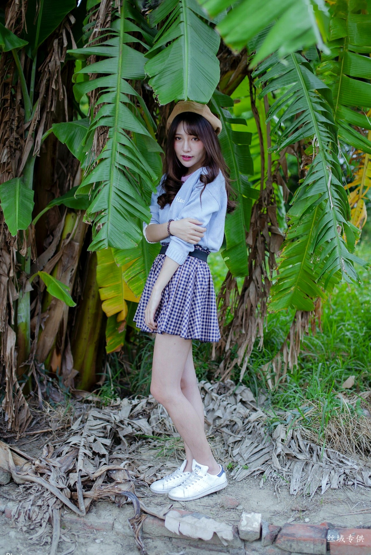 Gallery - 台湾正妹比比儿《小清新外拍》户外街拍写真集，展现邻家女孩纯美气质与动人魅力台湾清新户外街拍治愈系 比比儿女神私房照_秀色女神 - image 104