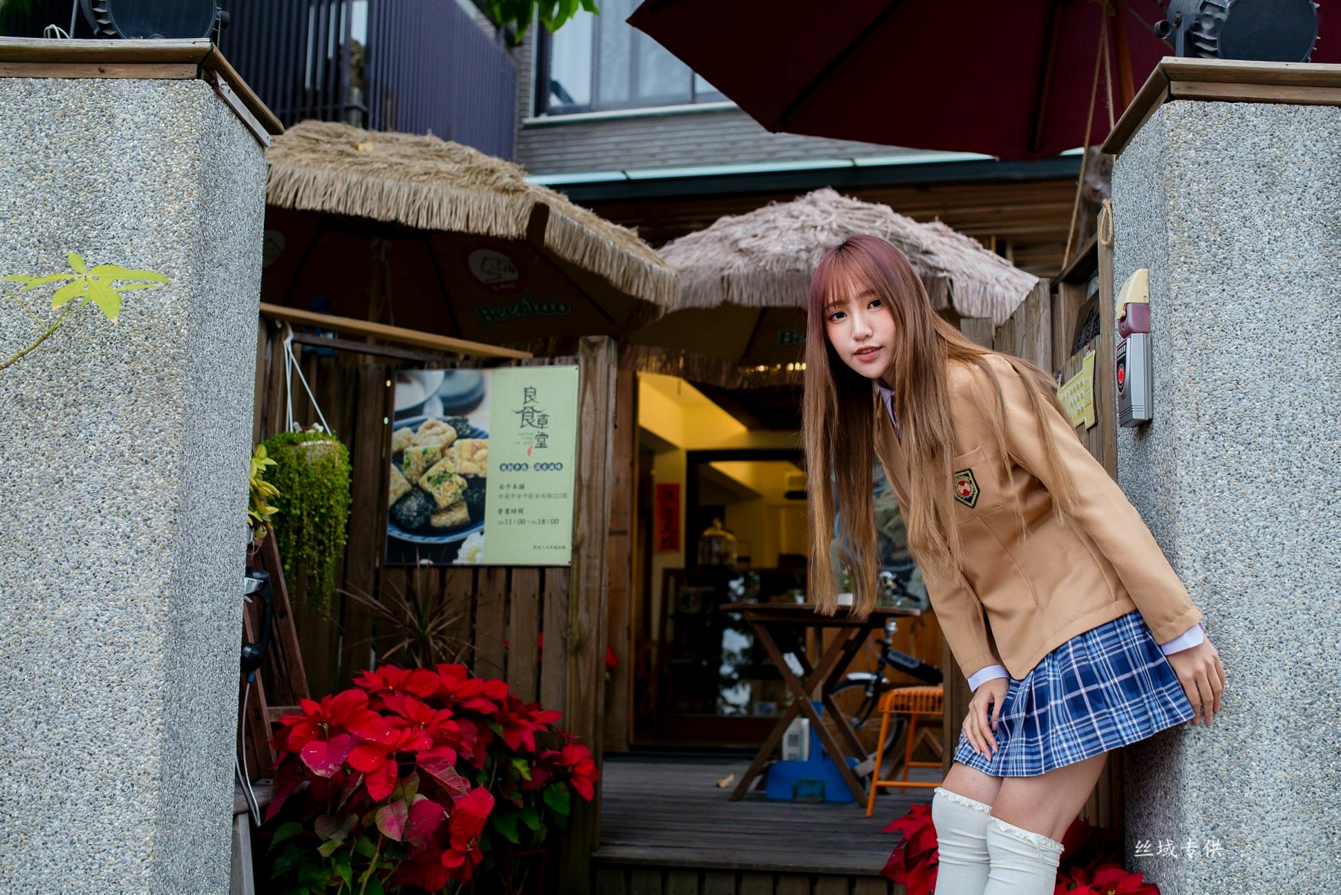 Gallery - 台湾美少女比比儿《清新学妹》青春校服街拍写真集，演绎日系校园风，尽显女神清纯气质[47P]台湾清新校服街拍美腿 比比儿女神私房照_秀色女神 - image 38