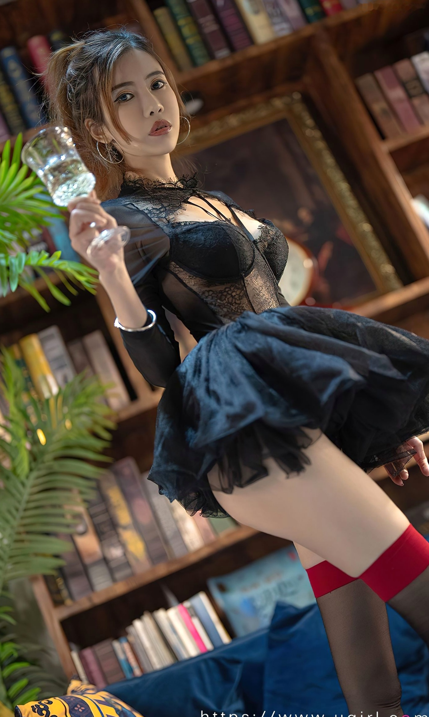 Gallery - UGirlsApp尤果圈 - Chiness Model 爱尤物 - Love Beauty -2793-田小燕《无限回响》黑色蕾丝私房写真，气质女神深邃诱惑，红边丝袜美腿尽显性感风情爱尤物 - Love Beauty 性感诱惑丝袜私房照冷艳 田小燕女神私房照_秀色女神 - image 15