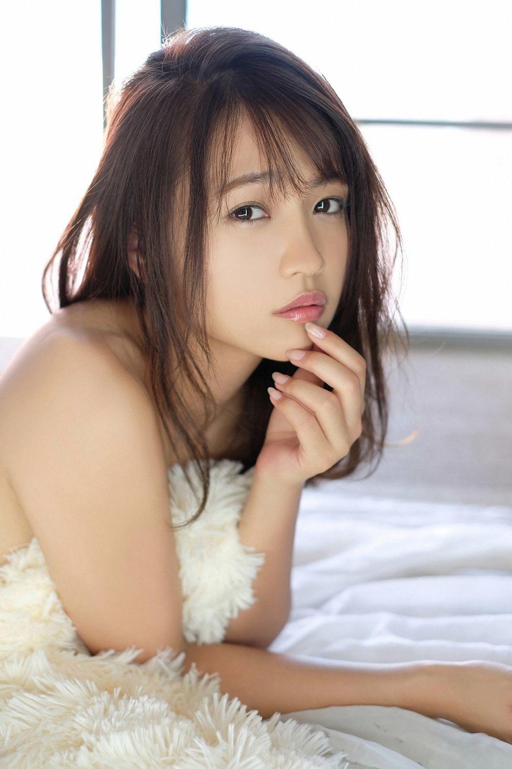 志村理佳- [YS-Web]高清写真图 Vol.805 天然ピュアホワイトボディ