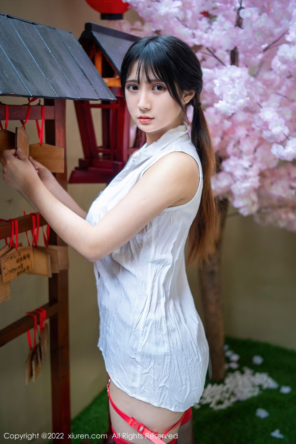 [XiuRen]高清写真图 2022.04.27 No.4930 久久Aimee