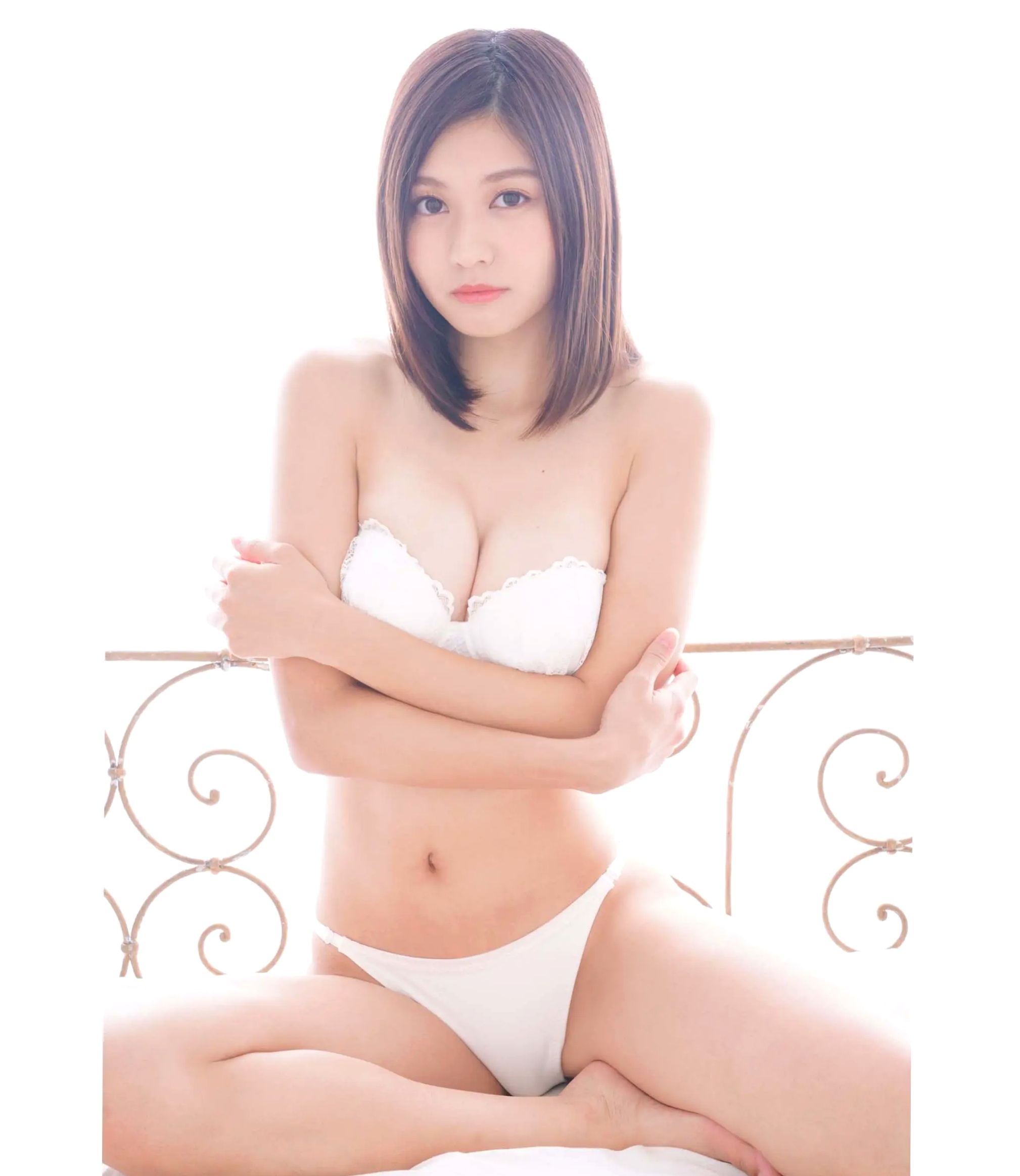 Gallery - 《林ゆめ - Le Reve》日本女神清新纯白泳装性感美胸写真日本清新比基尼性感白嫩 林ゆめ女神私房照_秀色女神 - image 17